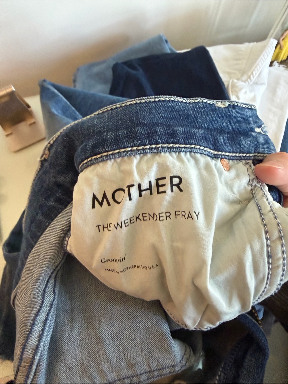 MOTHER The Weekender Fray - Picture 2 of 4